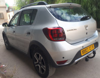 voitures-dacia-sandero-2023-fifteen-batna-algerie