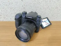 Panasonic lumix GH4 avec objectif 