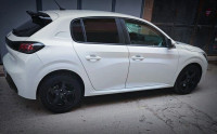 voitures-peugeot-208-2022-allure-blida-algerie