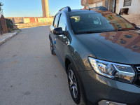 voitures-dacia-sandero-2018-stepway-privilege-aflou-laghouat-algerie