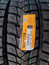 Vente pneus léger-lourds-Engins-clarck 