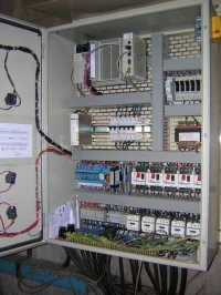 Électricien industriel 