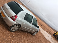 voitures-renault-clio-campus-2011-el-bayadh-algerie