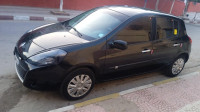 voitures-renault-clio-3-2010-jijel-algerie