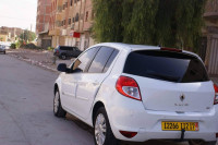 voitures-renault-clio-3-2012-night-and-day-djelfa-algerie