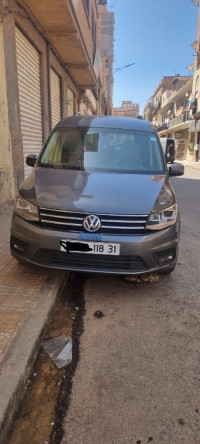 voitures-volkswagen-caddy-2018-oran-algerie