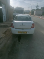 voitures-renault-symbol-2013-es-senia-oran-algerie