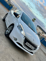 voitures-peugeot-208-2015-allure-oran-algerie