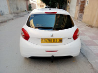 voitures-peugeot-208-2012-active-msila-algerie