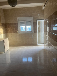 appartement-location-f3-alger-kouba-algerie