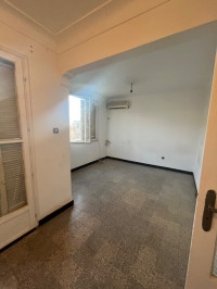 appartement-location-f2-alger-kouba-algerie