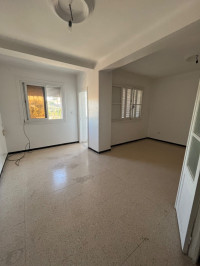 appartement-location-f3-alger-kouba-algerie