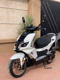 motos-et-scooters-peugeot-speedfight-4-2021-baraki-alger-algerie