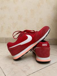 أحذية-رياضية-nike-rouge-et-blanc-original-بئر-توتة-الجزائر