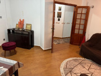 appartement-location-f4-alger-birkhadem-algerie