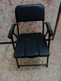 materiel-medical-chaise-toilette-bordj-el-bahri-alger-algerie