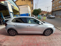 voitures-volkswagen-polo-2022-life-chlef-algerie