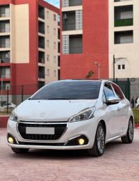 voitures-peugeot-208-2016-allure-facelift-oran-algerie