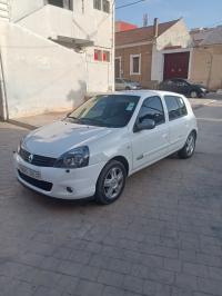 voitures-renault-clio-campus-2012-bye-sidi-lakhdaara-mostaganem-algerie