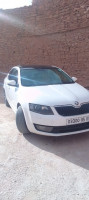 voitures-skoda-octavia-2015-edition-ain-madhi-laghouat-algerie