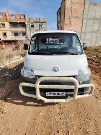 voitures-daihatsu-gran-max-2014-pick-up-beni-slimane-medea-algerie