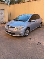 voitures-toyota-auris-2011-nador-tipaza-algerie