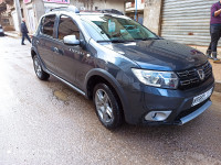 voitures-dacia-sandero-2017-stepway-ramdane-djamel-skikda-algerie