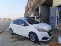 voitures-peugeot-208-2015-ksar-boukhari-medea-algerie