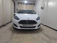 voitures-ford-fiesta-2016-trend-look-sedrata-souk-ahras-algerie