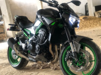 motos-scooters-kawasaki-z900-125cc-2024-mascara-algerie