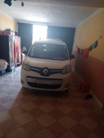 voitures-renault-kangoo-2019-privilege-sidi-zahar-medea-algerie