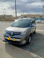 voitures-renault-kangoo-2019-bouira-algerie