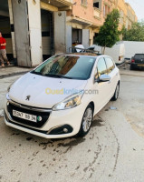 voitures-peugeot-208-2018-allure-facelift-msila-algerie