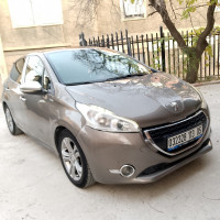 voitures-peugeot-208-2013-allure-arris-batna-algerie