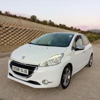 voitures-peugeot-208-2014-allure-arris-batna-algerie