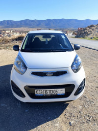 voitures-kia-picanto-2013-style-seriana-batna-algerie