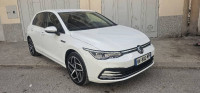 voitures-volkswagen-golf-8-2023-style-algerie