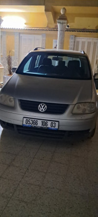 voitures-volkswagen-touran-2006-laghouat-algerie