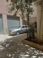 voitures-nissan-sunny-2010-demi-confort-bordj-bou-arreridj-algerie