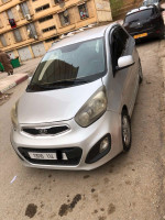 voitures-kia-picanto-2014-chiffa-blida-algerie