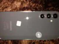 samsung S23 FE avec sa boite