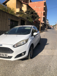 voitures-ford-fiesta-2014-trend-look-birkhadem-alger-algerie