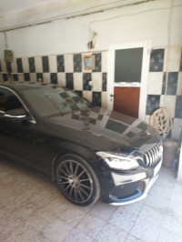سيارات-mercedes-classe-c-2015-220-designo-المشرية-النعامة-الجزائر