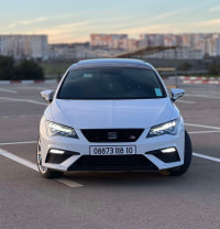 voitures-seat-leon-2018-fr-bouira-algerie