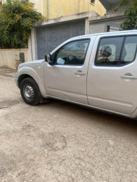 voitures-nissan-navara-2014-blida-algerie