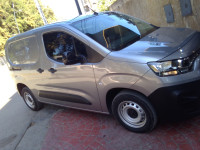 voitures-fiat-doblo-2024-alger-centre-algerie