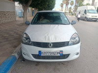 voitures-renault-clio-campus-2012-bye-el-oued-algerie