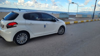 voitures-peugeot-208-2015-ziama-mansouriah-jijel-algerie