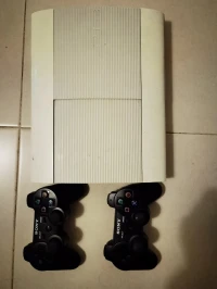 Ps3 ultra slim 500go 