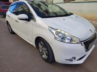 سيارات-peugeot-208-2015-allure-سعيدة-الجزائر